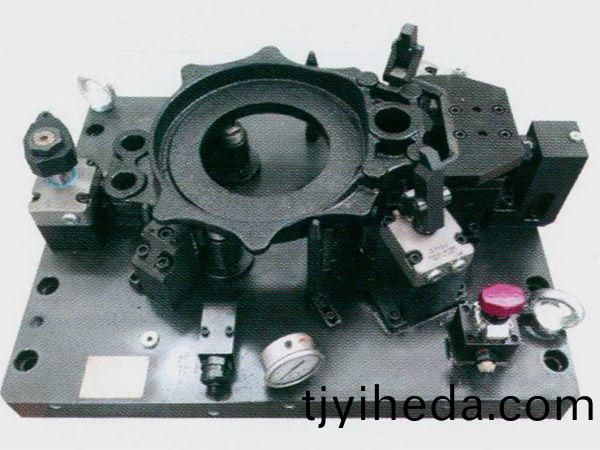 製動器(qi)底(di)闆(ban)液壓裌(jia)具(ju)